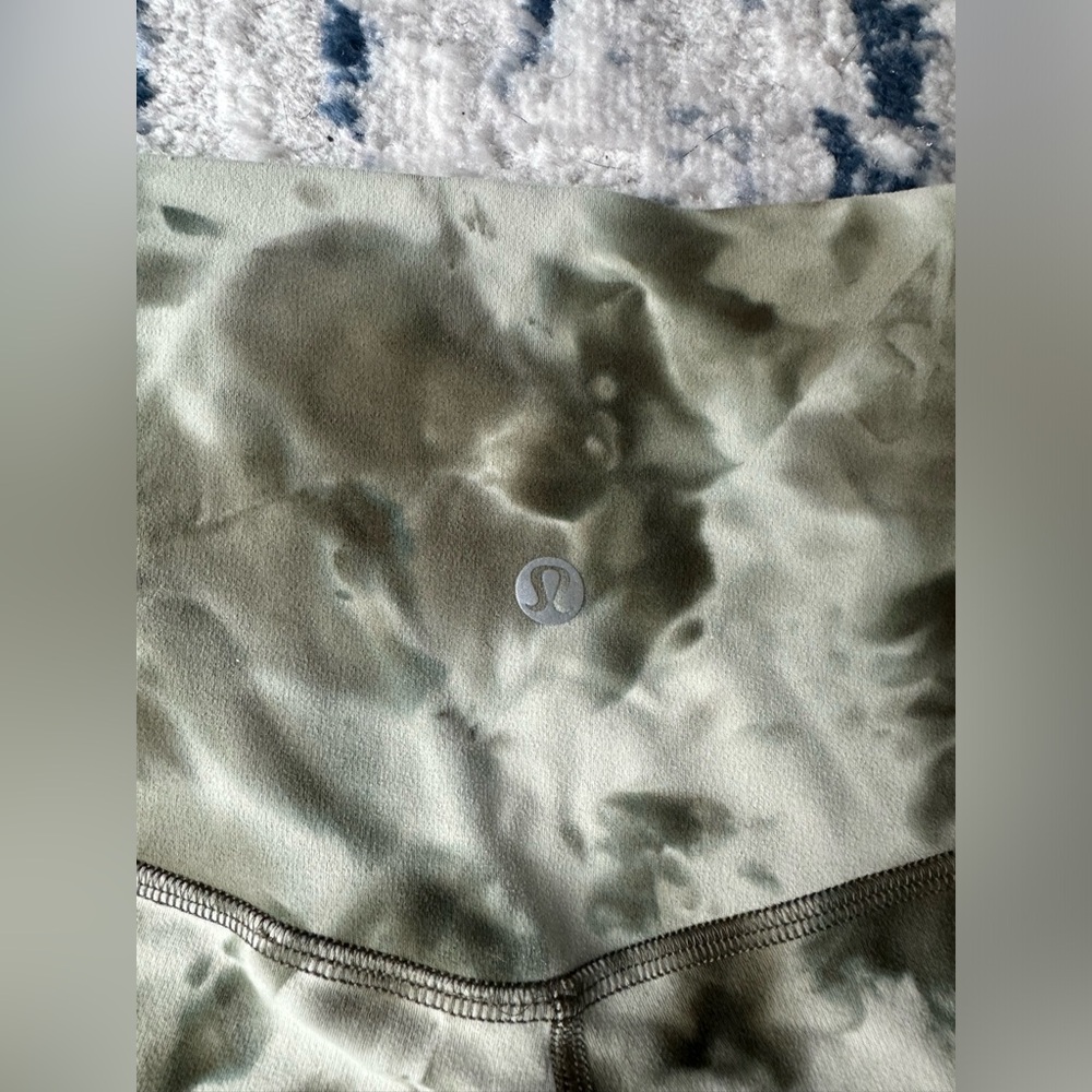 Lululemon Align Short 8" *Diamond Dye - Picture 6 of 6